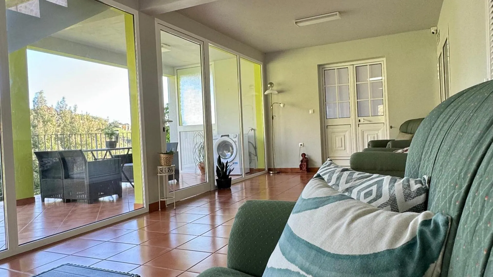 Apartment Green House Calheta